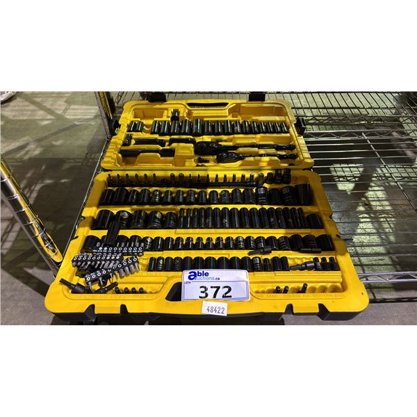 STANLEY PROFESSIONAL GRADE SOCKET SET.