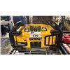 Image 1 : DEWALT PROFESSIONAL DIGITAL PORTABLE POWER STATION