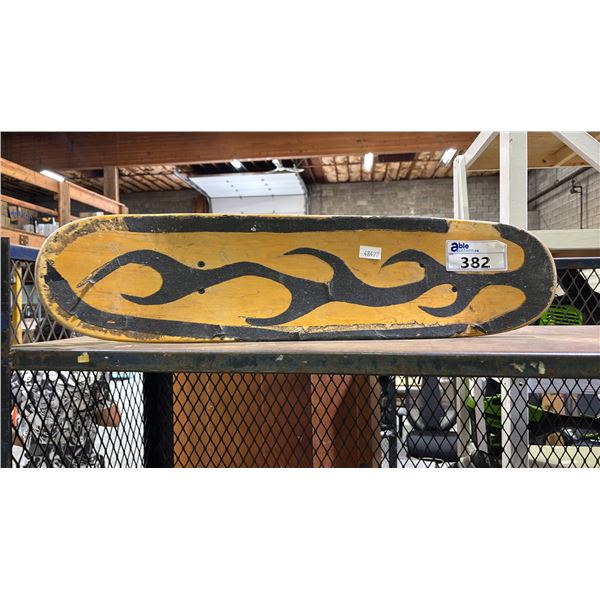 MYSTIC SKATEBOARD