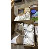 Image 5 : PALLET OF HOUSEHOLD ITEMS: WALL ART, COFFEE CUPS, CUSHIONS, BOOKS & MORE *MUST TAKE ALL ON PALLET*