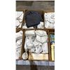 Image 3 : PALLET OF HOUSEHOLD ITEMS: DRINKING GLASSES, TEA CUPS, BOOKS & MORE *MUST TAKE ALL ON PALLET*