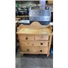 Image 1 : VINTAGE PINE 4-DRAWER DRESSER *ONE HANDLE IS MISSING*
