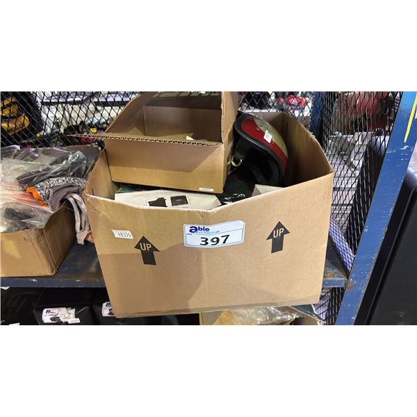 BOX OF ASSORTED ITEMS: THERMAL SEEK SCAN, MOTORCYCLE HELMET, AUTOMOTIVE INTERIOR NEON LIGHTS & MORE
