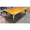 Image 2 : WOOD FARMHOUSE STYLE WIND-OUT TABLE WITH TURNED LEGS ON CASTERS