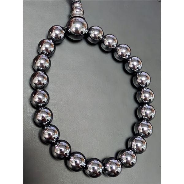 HEMATITE(REDUCE STRESS & BALANCES ENERGY) BRACELET FLEXIBLE