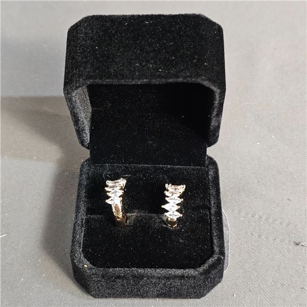 *NEW* 18KT GOLD PLATED 17MM MARQUISE CUT SIMULATED DIAMOND (CZ) HUGGIE EARRINGS