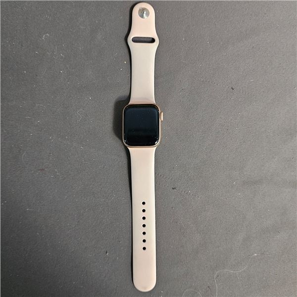 APPLE WATCH 5E 40MM - *NO CHARGER/WORKING CONDITION UNKNOWN*