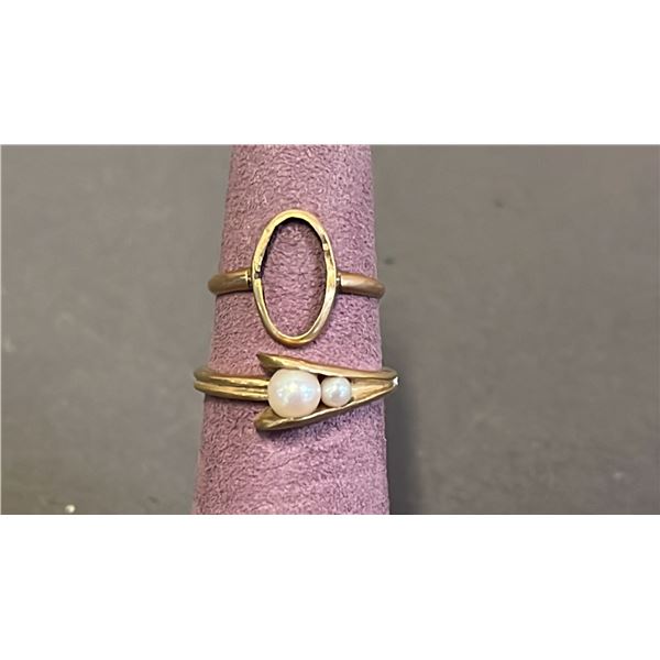 10 KT GOLD PEARL RING (SIZE 6) & 10 KT GOLD RING *STONE MISSING* (SIZE 4.75)