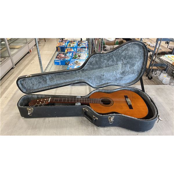 YAMAHA G-225 ACOUSTIC GUITAR WITH HARD SHELL CASE