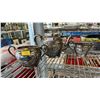Image 6 : SHELF OF ASSORTED ITEMS INCLUDING; BOWLS, GLASSWARE & SILVER PLATED WARE