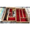Image 3 : COLLECTION OF ASSORTED CLOTH NAPKINS (SOME LINEN) & (2) CUTLERY TRAYS: 1 TRAY HAS FRENCH IVORY