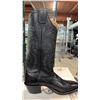 Image 2 : PAIR OF ALBERTA BOOTS BLACK LEATHER MEN'S COWBOY BOOTS: SIZE 12.5 EE