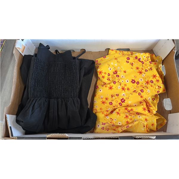 2 DRESS AND SKIRT. LADIES SIZE XS