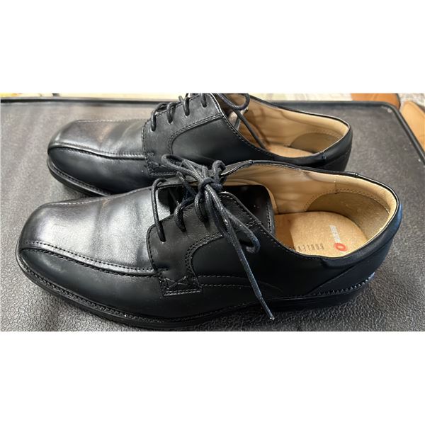 1 PAIR DRESS SHOES. MENS 12M. LIKE NEW CONDITION