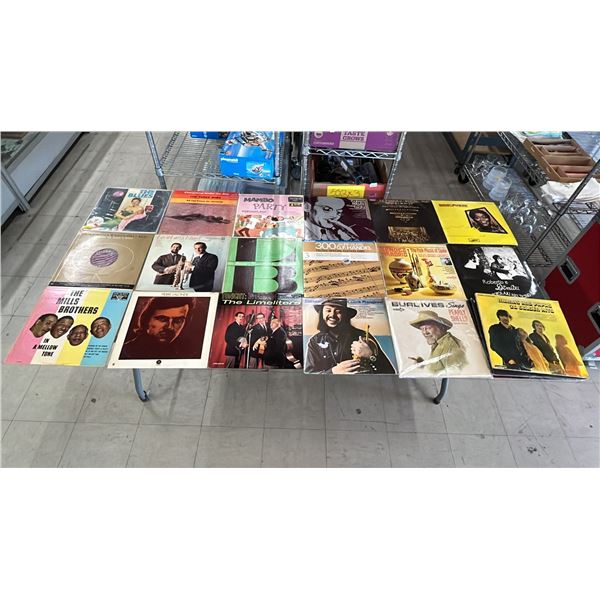 ASSORTED VINYL ALBUMS INCLUDING: GLEN MILLER, LES BROWN, SARAH VAUGHN & MORE