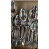 Image 4 : TRAY OF ASSORTED FLATWARE
