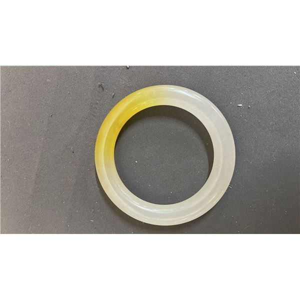 WHITE AGATE BANGLE