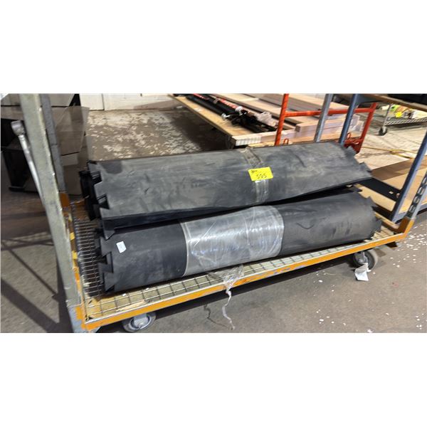 4 INTERLOCKING GYM MATS