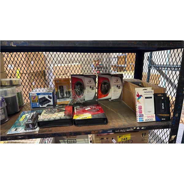 ASSORTED ITEMS INCLUDED 23 PCS COMPUTER TOOL KIT, POWER BANKS, WIRELESS MOUSE AND MORE