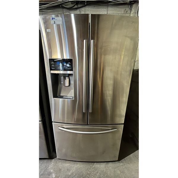 SAMSUNG 36" WIDE STAINLESS STEEL FRENCH DOOR FRIDGE WITH BOTTOM FREEZER DRAWER