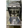 Image 3 : LG BUILT-IN TOP CONTROL DISHWASHER