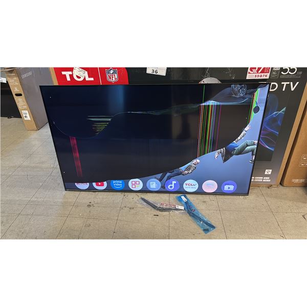 TCL 55" Q7K SERIES 4K QLED SMART TV WITH STAND *NO REMOTE/SCREEN DAMAGED/BOX INCLUDED*