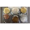 Image 2 : COLLECTION OF ASSORTED FOREIGN COINS