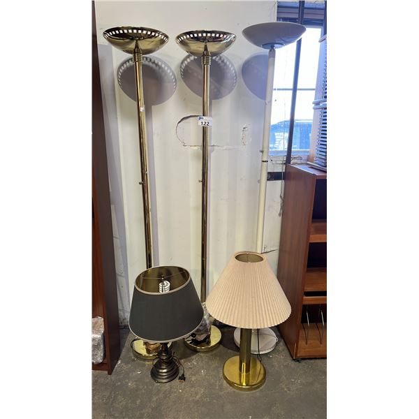 (2) FLOOR LAMPS & (2) TABLE LAMPS: ALL WITH SHADES