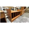 Image 2 : MCM WOOD RECORD STAND