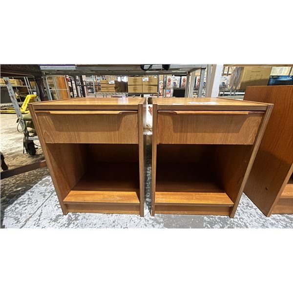 PAIR OF MCM WOOD NIGHTSTANDS