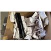 Image 6 : PALLET OF HOUSEHOLD ITEMS: CLOTHING, GLASSWARE, CAST IRON GRILL PAN, VASES & MORE *MUST TAKE ALL ON