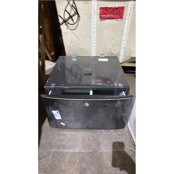 GREY PEDESTAL WASHER OR DRYER DRAWER