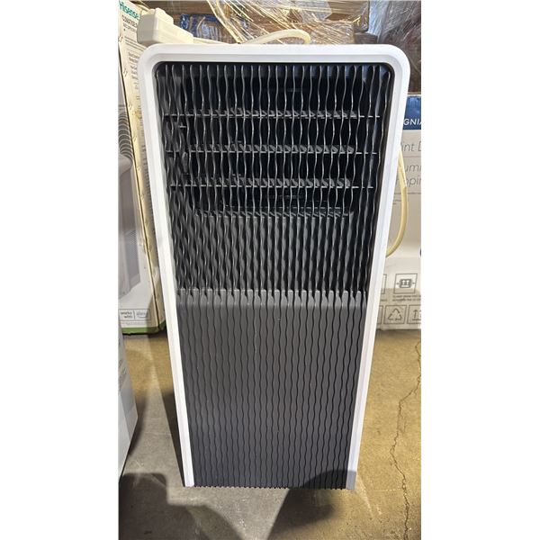 HONEYWELL 13,500 BTU PORTABLE AIR CONDITIONER *NO HOSE/WORKING CONDITION UNKNOWN/MAY BE MISSING
