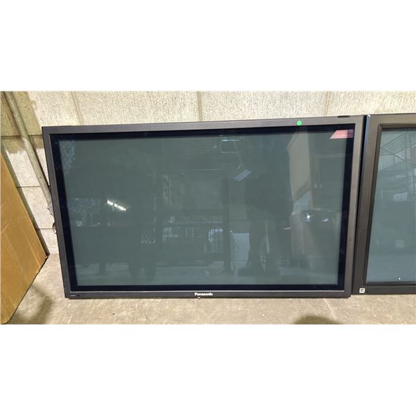 PANASONIC 42'' TV (NO POWER CORD/UNKNOWN WORKING CONDITION)