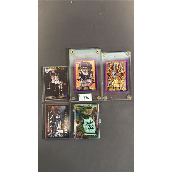 ASSORTED SHAQUILLE O'NEAL BASKETBALL CARDS