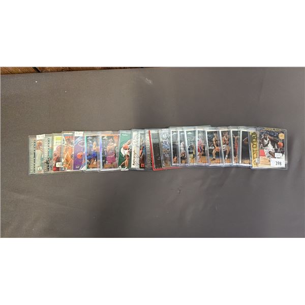 ASSORTED BASKETBALL CARDS
