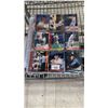 Image 1 : SLEEVES OF ASSORTED BASEBALL CARDS