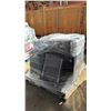 Image 2 : PALLET OF ASSORTED LUGGAGE *WORKING CONDITION UNKNOWN/MAY BE MISSING MISSING PARTS & OR PIECES/MUST