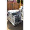 Image 3 : PALLET OF ASSORTED LUGGAGE *WORKING CONDITION UNKNOWN/MAY BE MISSING MISSING PARTS & OR PIECES/MUST
