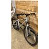Image 2 : NORTHROCK XCW 21-SPEED BICYCLE
