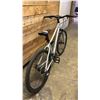Image 3 : NORTHROCK XCW 21-SPEED BICYCLE