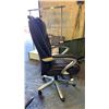 Image 3 : SERTA LEATHER OFFICE CHAIR *NEEDS CLEANING*