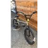 Image 2 : NO NAME SINGLE SPEED BICYCLE *NO FRONT BRAKE*