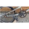 Image 4 : NO NAME SINGLE SPEED BICYCLE *NO FRONT BRAKE*