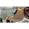 Image 2 : WTR E3018 24" EXCAVATOR BUCKET WITH TEETH