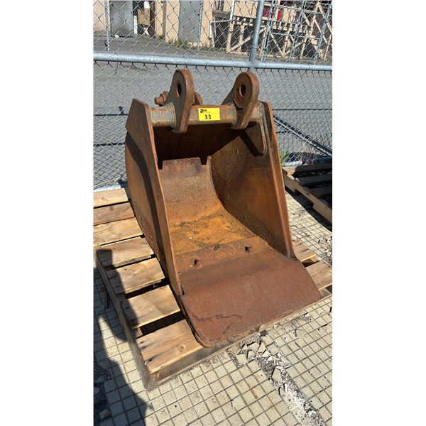 23.5" EXCAVATOR BUCKET