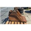 Image 2 : 23.5" EXCAVATOR BUCKET