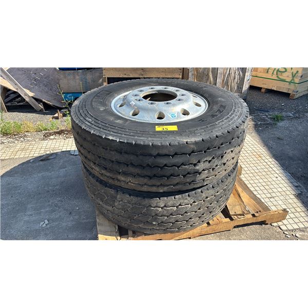 SET OF 2 MICHELIN XZY 3 315/80R22.5 TIRES MOUNTED ON 10 BOLT METAL RIMS