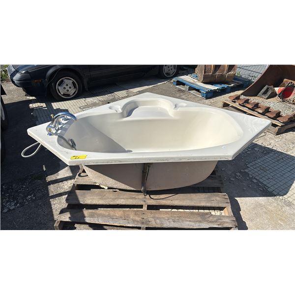 BATHTUB WITH ATTACHED FAUCET AND HOSES APPROX 7' X 5' X 17.5"