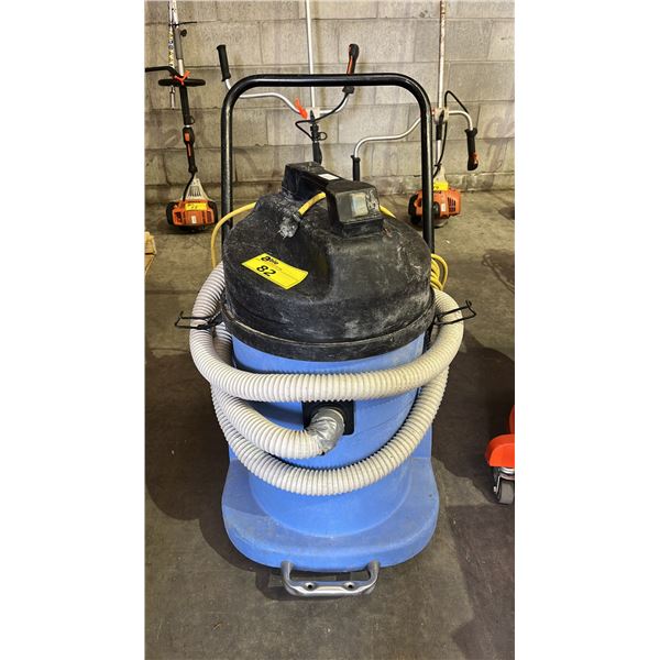 PORTABLE COMMERCIAL WET/DRY VACUUM WITH HOSE
